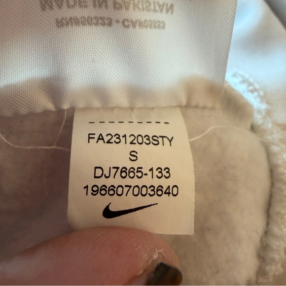 Nike Phoenix Fleece Center Swoosh Crop Crew Neck Womens Small FLAW Project Piece - Picture 10 of 12